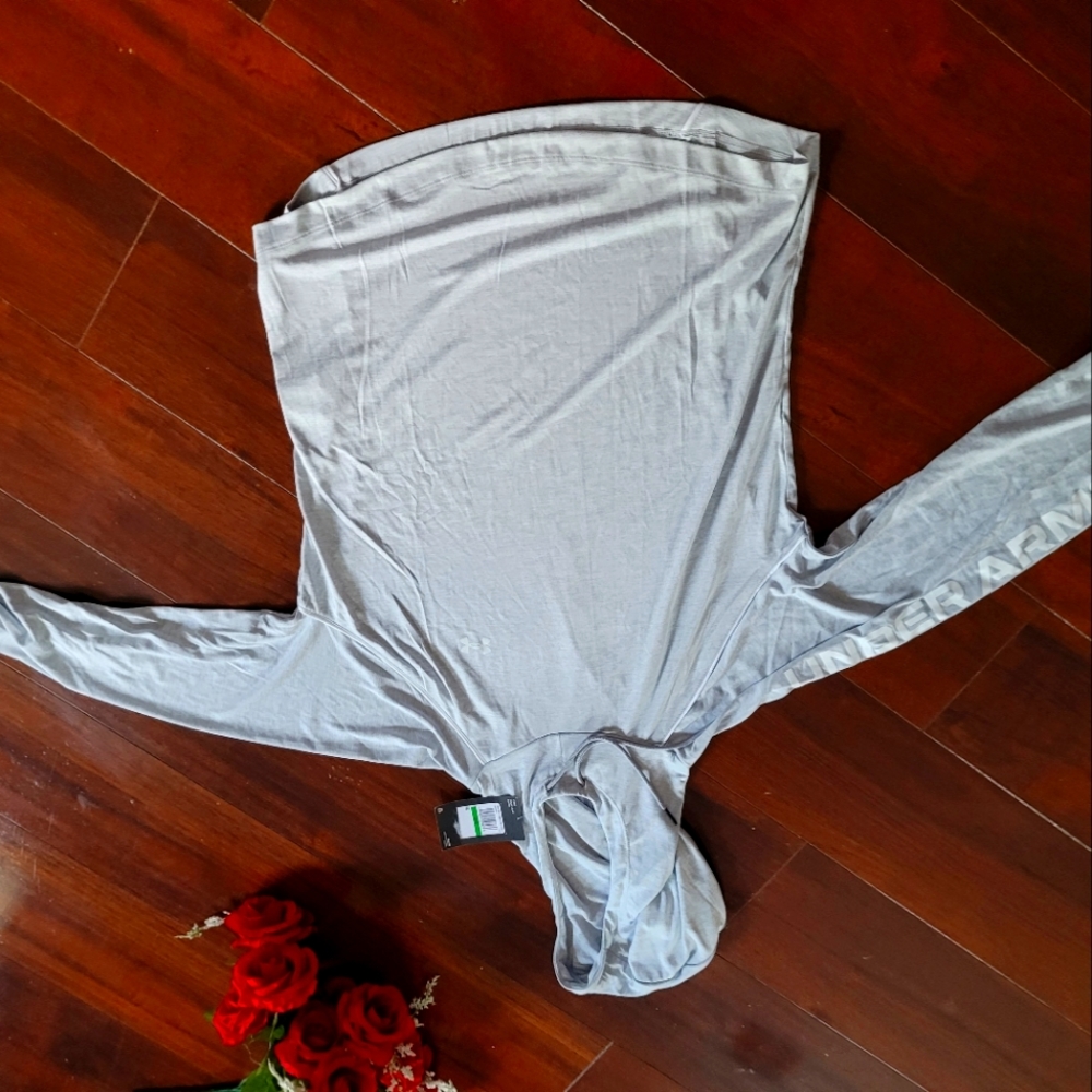 Nice womens size L gray color